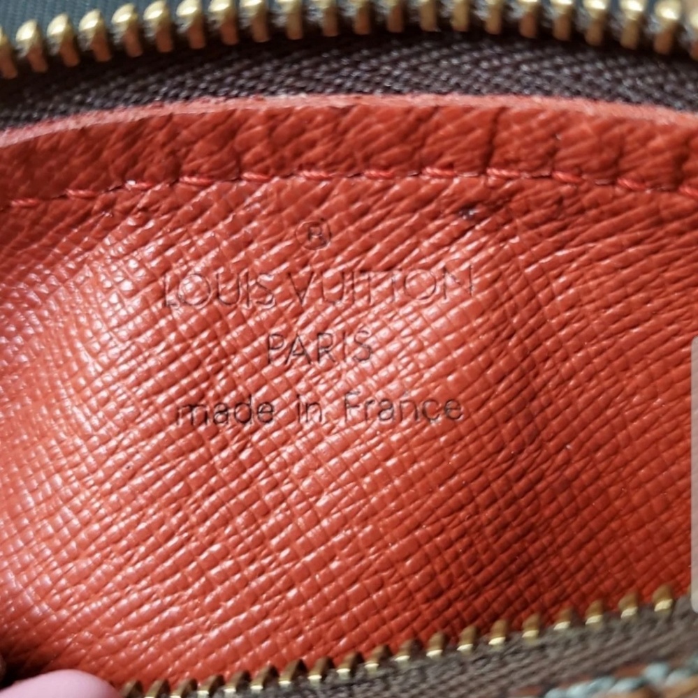 ❤SOLD❤ Louis Vuitton Damier Ebene Mini Papillon - Picture 4 of 7